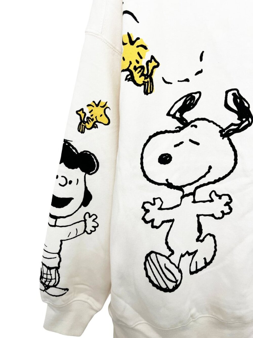 NWOT Peanuts Off The Shoulder Women’s Sweatshirt Small - Picture 4 of 8